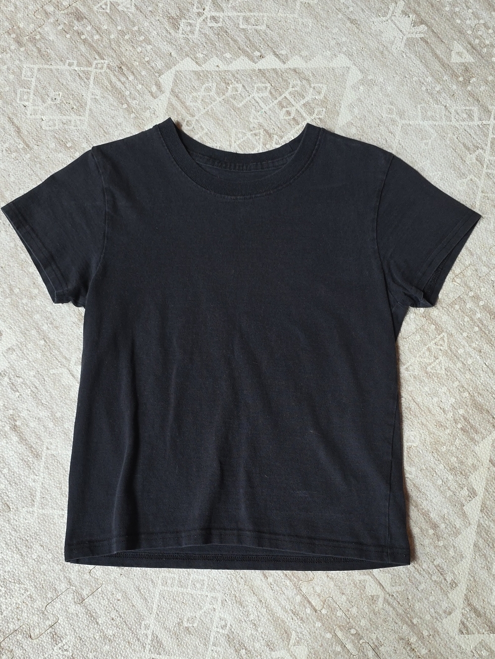 Urban Outfitters black t-shirt